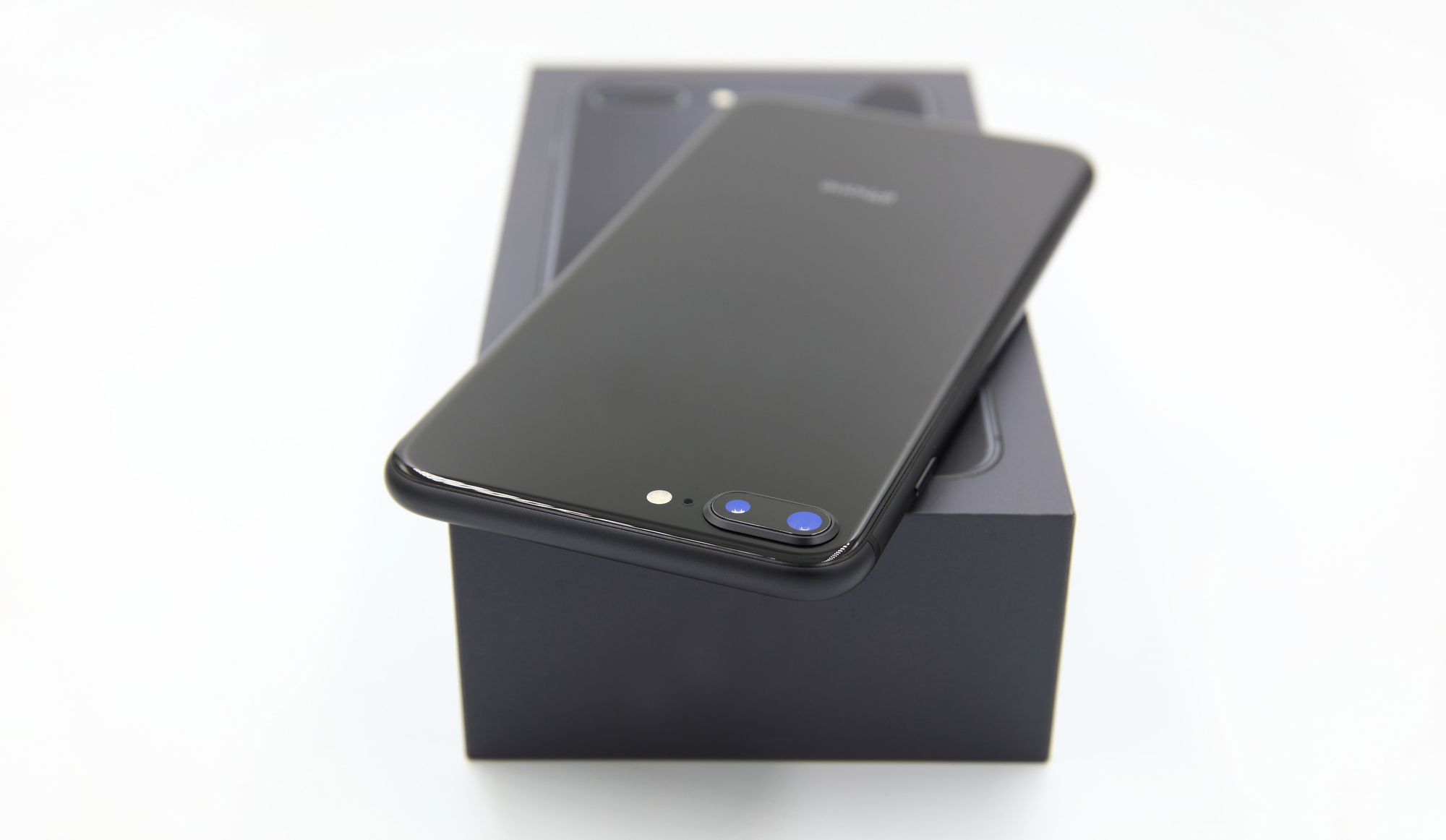 実際にスマホを買い替えるタイミングは?